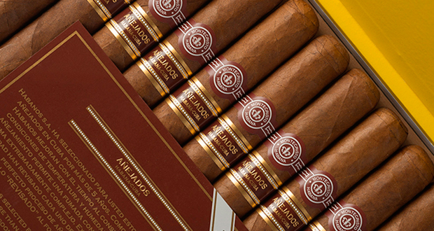 Montecristo-Churchills-Añejados.jpg