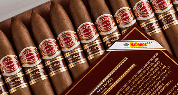 Romeo-y-Julieta-Pirámides-Añejados.jpg