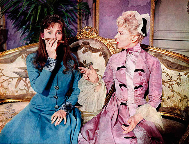 The-magic-of-women-and-cigars-6.jpg The-magic-of-women-and-cigars-6.jpg