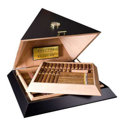 Хьюмидор Аdorini "Pyramid L Deluxe", на 100 сигар, черный