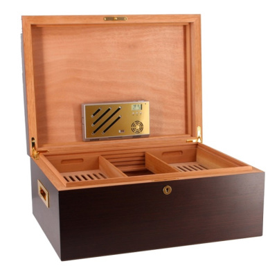 Хьюмидор Аdorini "Vittoria Walnut Deluxe - incl.cigar heaven 2nd", на 500 сигар, коричнев матовый ,