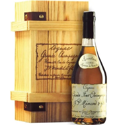 Коньяк Menard, "Ancestrale" Reserve de Famille, wooden box, 0.7 л