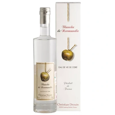 Кальвадос Blanche de Normandie Christian Drouin (gift box) 0.7 л